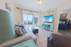 Crystal Tower 2 Bedroom, 2 bathroom with Heated Indoor Pool, 2 Outdoor Pools, Beach Access